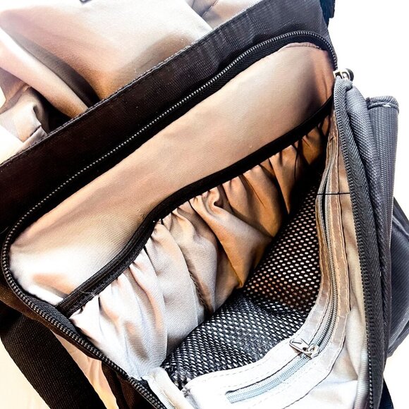 ETA Everyday Travel Adventure Crossbody Handbag Purse Many Pockets - Picture 9 of 12